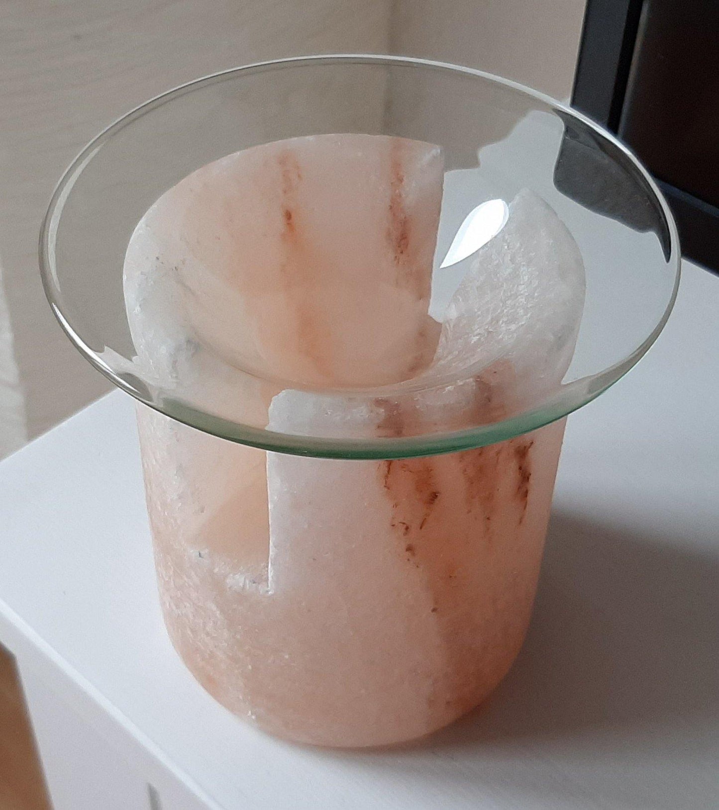 Duftlampe von Himalayan, Salzlampe mit Glasschale - KamelundMilch.de