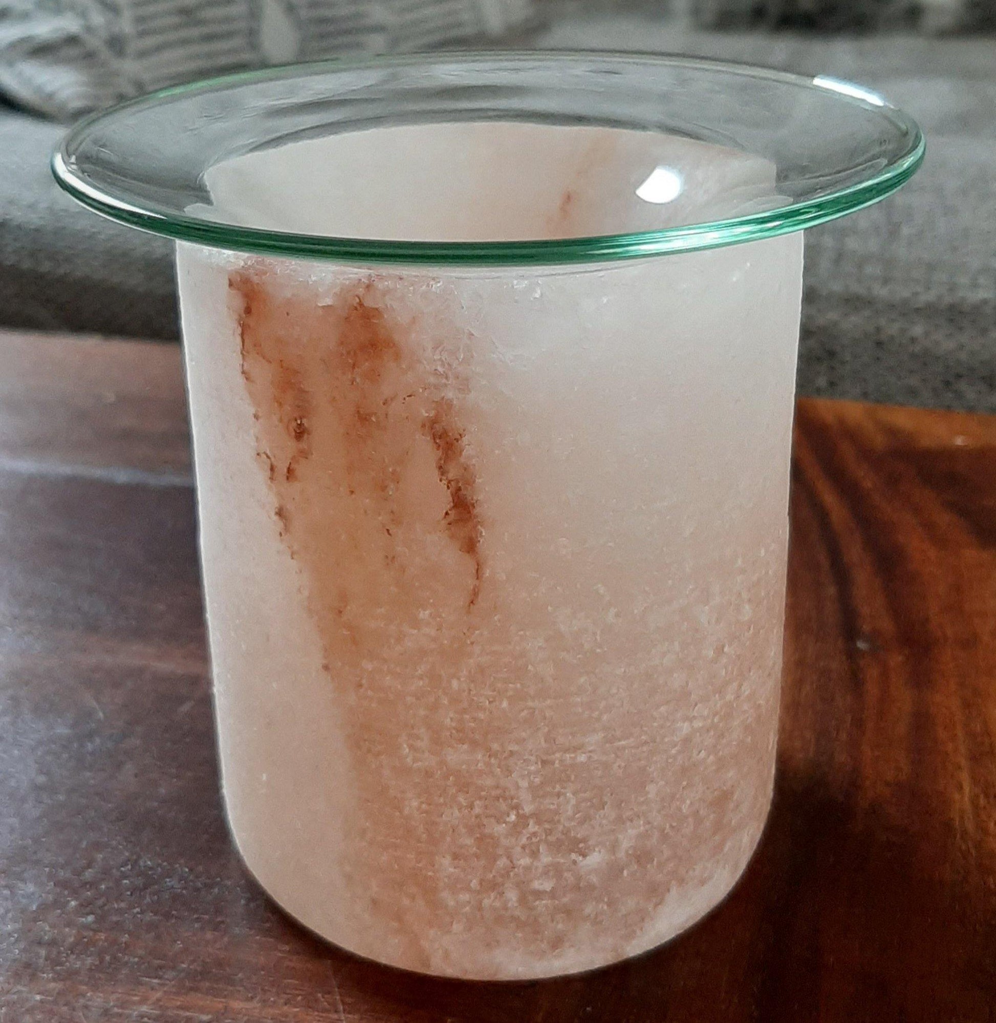 Duftlampe von Himalayan, Salzlampe mit Glasschale - KamelundMilch.de