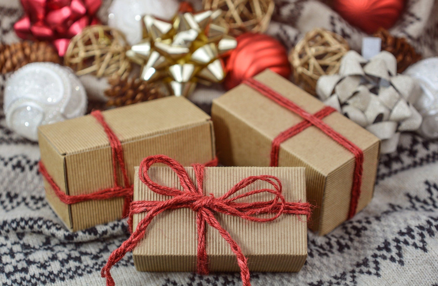 Digitaler Geschenkgutschein zu Weihnachten Päckchen