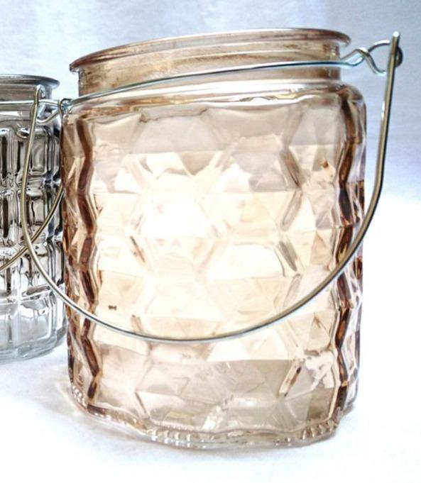 Kleines Windlicht aus Glas "Barock" mit Metallhenkel - Farbe: Orange - zum Hängen & Stellen - KamelundMilch.de