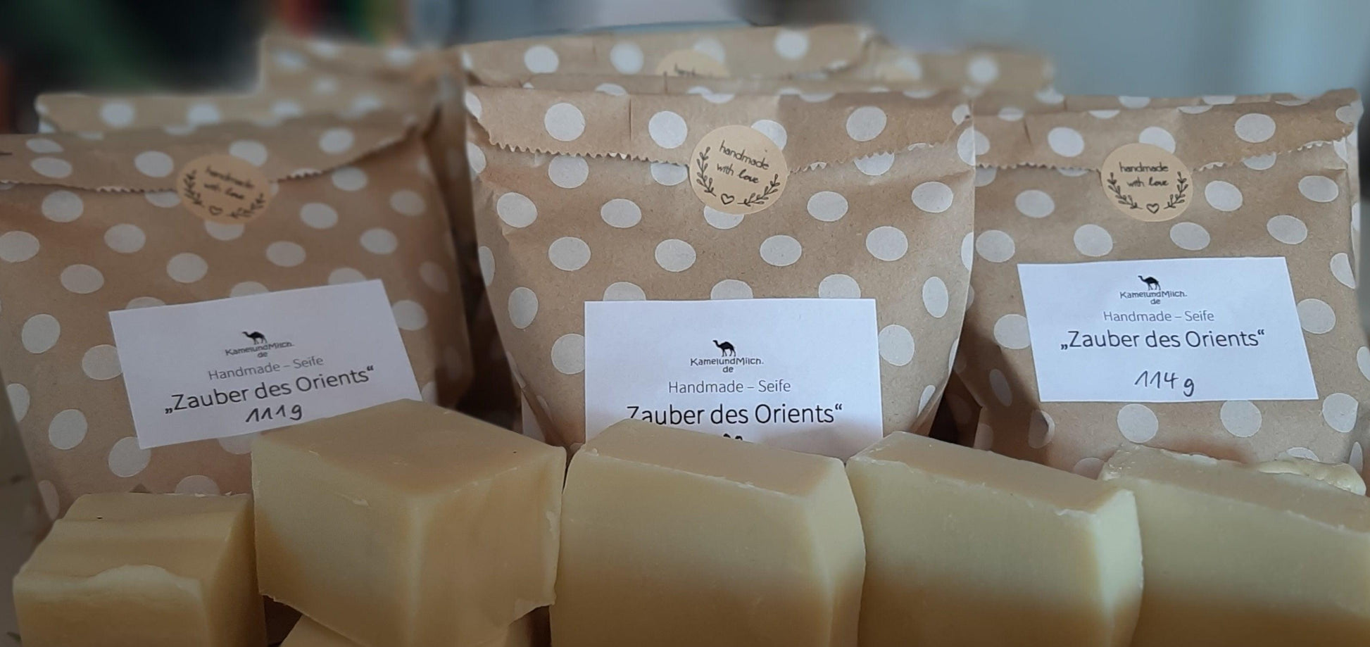 Sheabutterseife "Zauber des Orients" Jasmin & Rose Olivenölseife - KamelundMilch.de